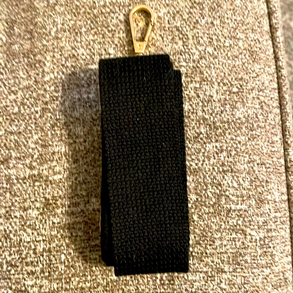 Guitar/Purse Strap adjustable 26”-36” Black with gold clips
